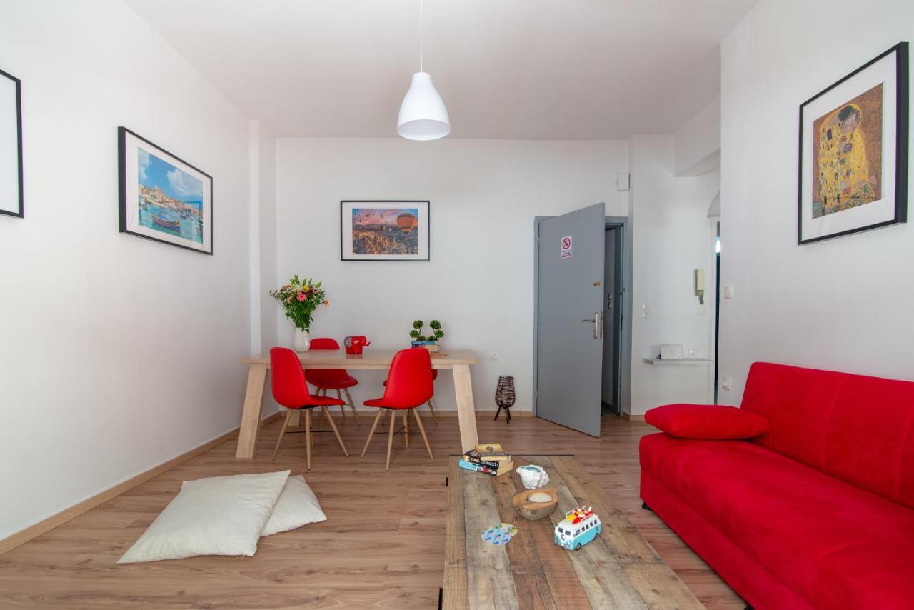 Modern Renovated Apt Next To The Beachfront Heraklion  Exterior photo